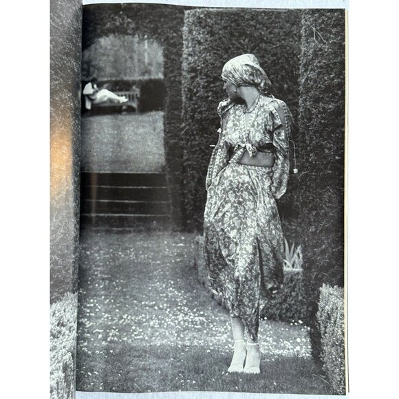 BRITISH VOGUE - July 1975 - Picture 10 of 16